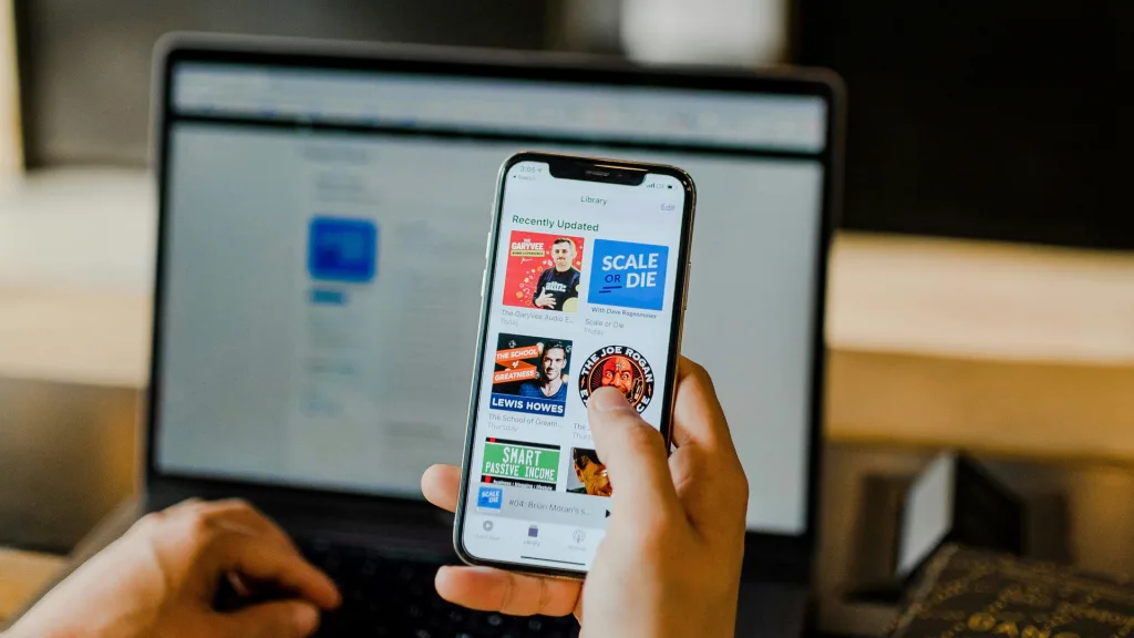 A Systematic Review on Hate Speech among Children and Adolescents: Definitions, Prevalence, and Overlap with Related Phenomena