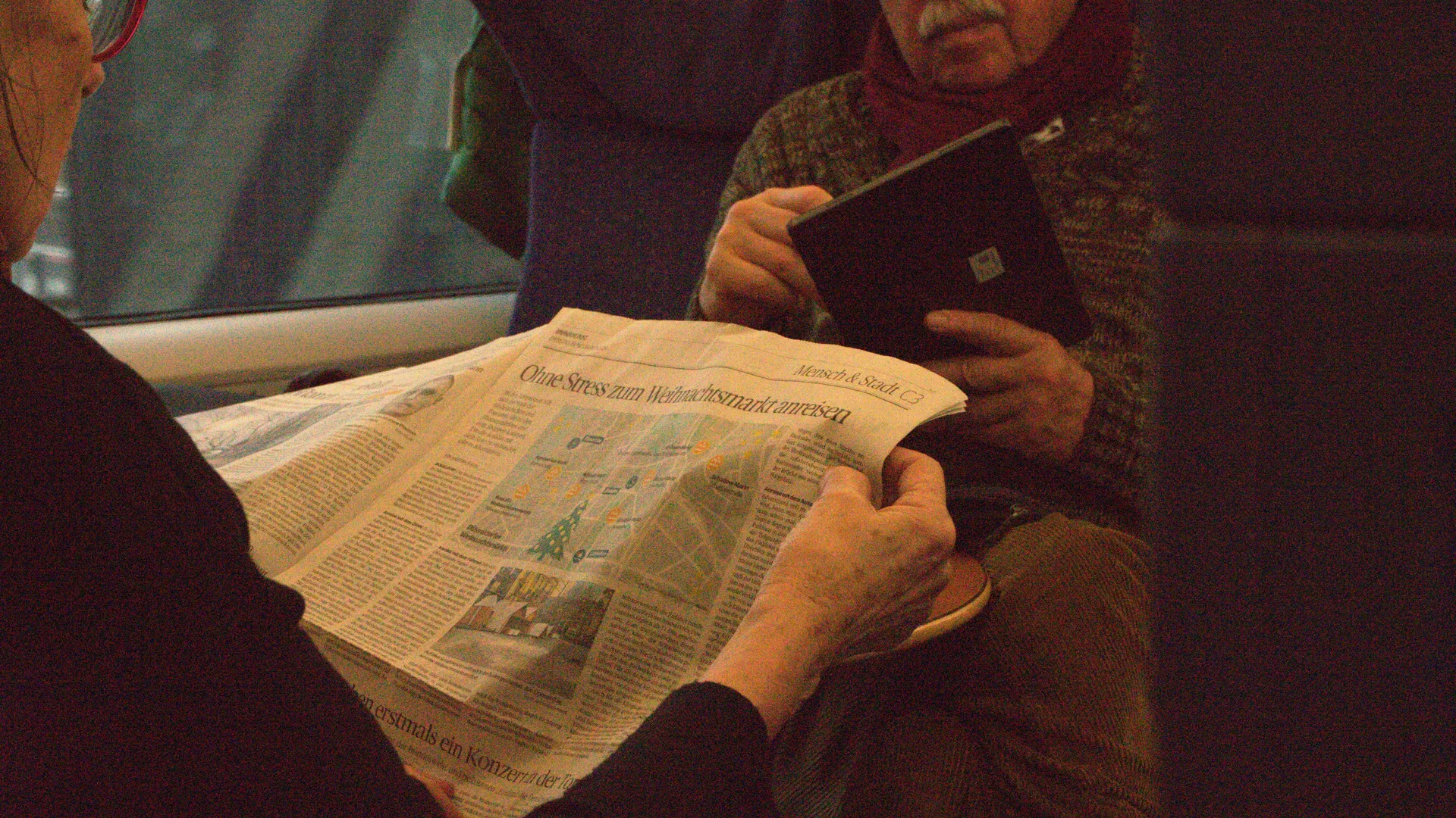 Measuring Adults’ Media Literacy Skills and News Media Literacy Knowledge in the Context of Age, Gender, and Education Level